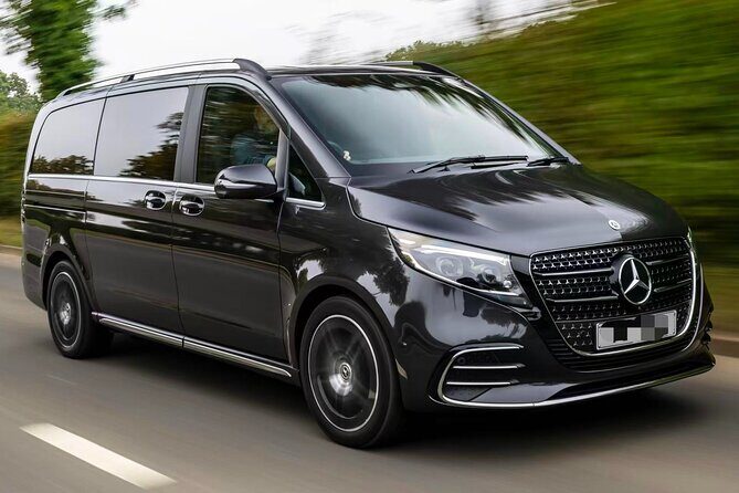 Melbourne Airport Private Transfer to City by premium vehicle - Key Points