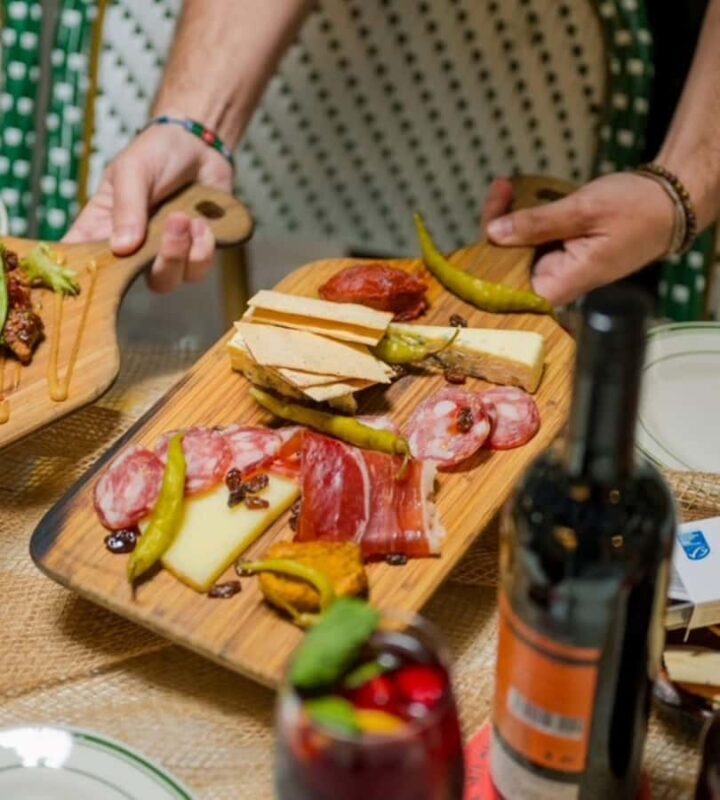 Melbourne: Bottomless Sangria & Tapas on Degraves Street - Authenticity and Reviews from Participants