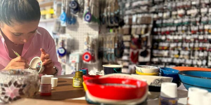Melbourne: Ceramic Plates & Bowls Paint and Sip Classes - Frequently Asked Questions