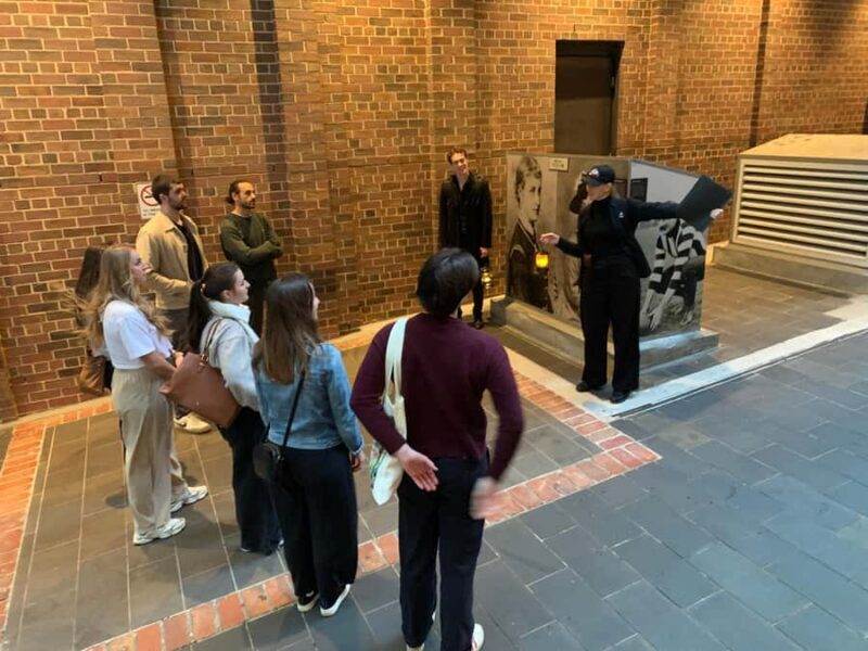 Melbourne: City Highlights Guided Walking Crime Tour - The Itinerary in Detail