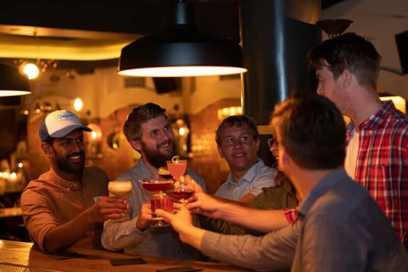 Melbourne: Local Laneway Bars and Their Stories - Key Points