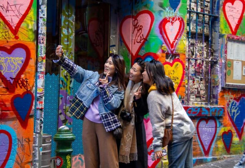 Melbourne Magic: City Highlights and Penguin Parade Tour - An In-Depth Look at the Tour