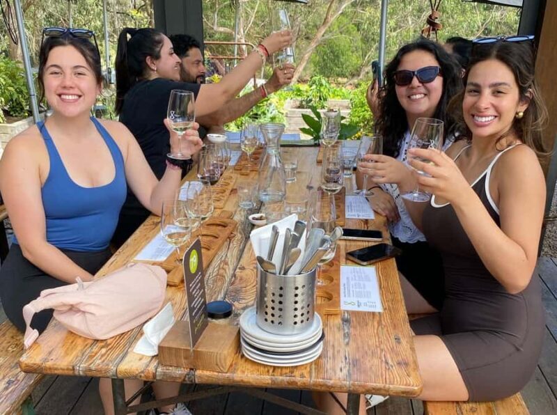 Melbourne: Mornington Peninsula Wine Tour with Lunch - Key Points