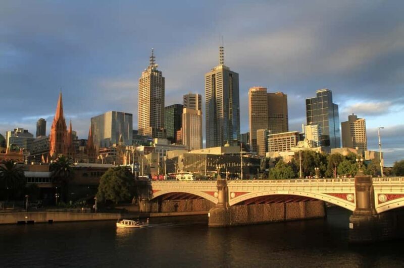 Melbourne : Private Bike Tour With A Guide - Key Points