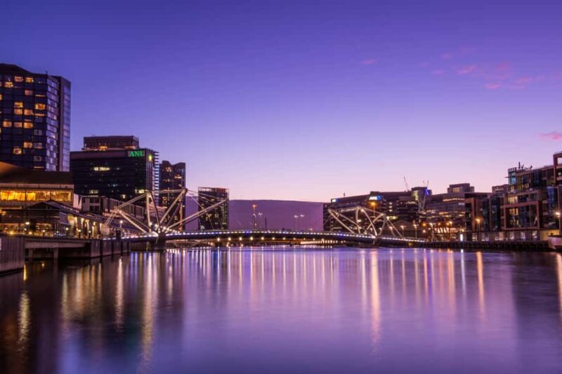 Melbourne Scenic Sunset Cruise with Bar & City Views - A Closer Look at the Melbourne Sunset Cruise Experience