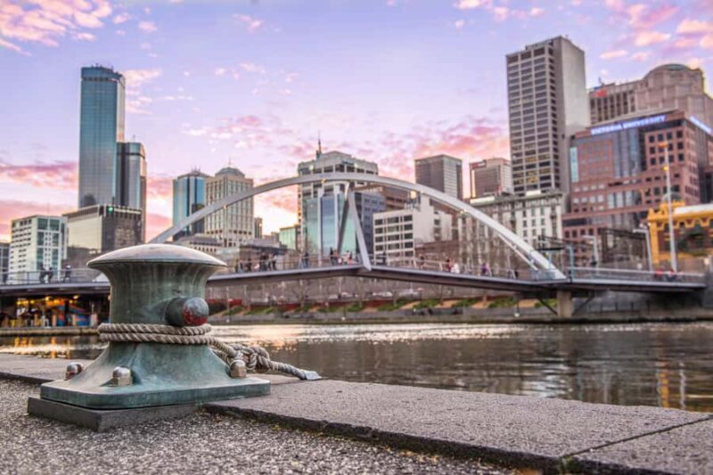 Melbourne: Spirit Of Melbourne Yarra River Lunch Cruise - Key Points