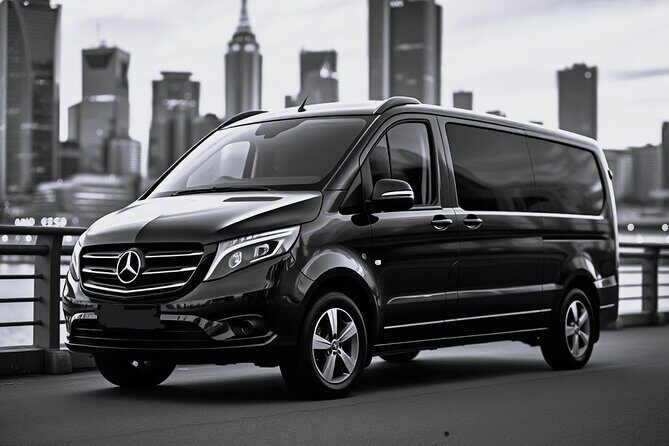 Melbourne (Tullamarine) Airport: Shared Transfer to Melbourne - The Details in Practice