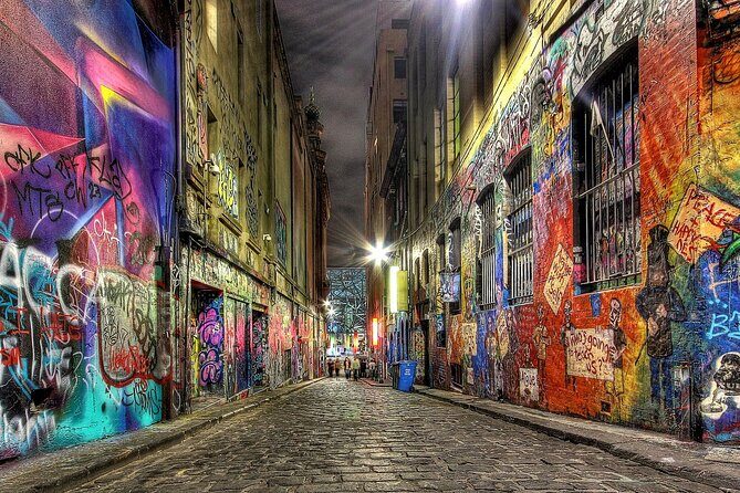 Melbourne's Secret Scavenger Hunt - Frozen Idols, Shifting Walls - Who Should Consider This Tour?