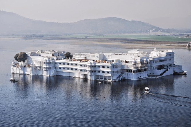 Memorable Rajasthan Private Trip for 5 Nights and 6 Days - Transport and Guide Quality