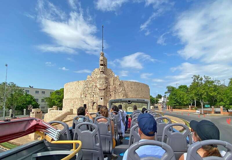 Mérida: Panoramic Sightseeing Tour Bus Ticket with 2 Routes - A Closer Look at the Itinerary and Sights