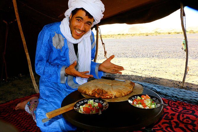 Merzouga Dunes and Berber Culture Private Day Trip with Lunch - Exploring the Dunes and the Desert Environment