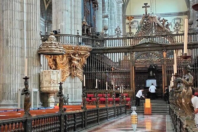Metropolitan Cathedral Tour Heart of Mexico City - A Closer Look at the Itinerary