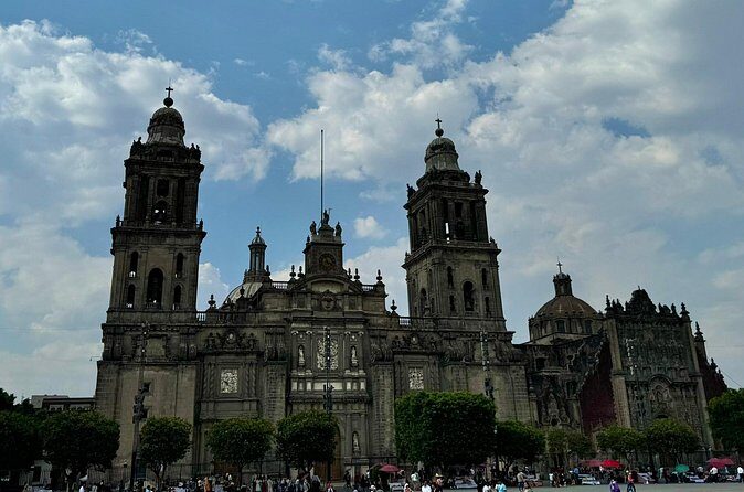 Metropolitan Cathedral Tour Heart of Mexico City - FAQ