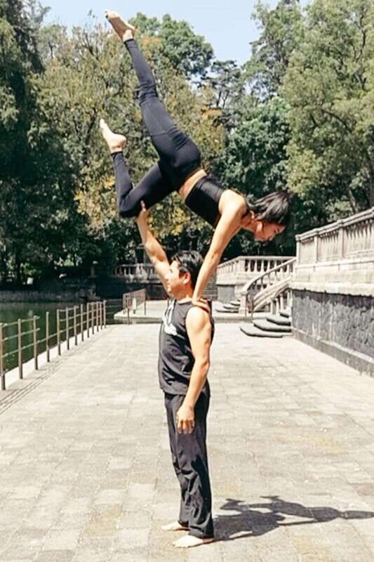 Mexico City: Acroyoga Class at Chapultepec Park - Mexico City: Acroyoga Class at Chapultepec Park — A Truly Unique Way to Start Your Day