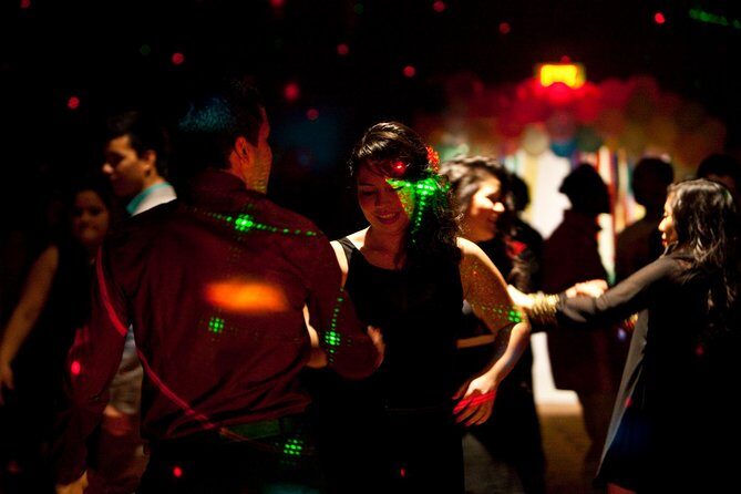 Mexico City CDMX Salsa Lovers Dance Experience - The Guides: Knowledgeable and Approachable