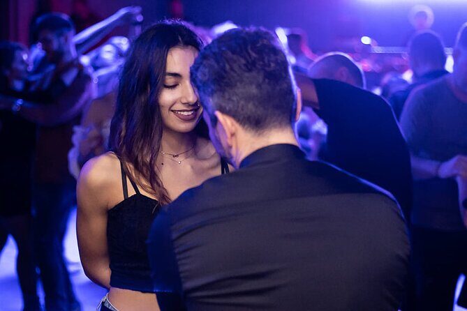 Mexico City CDMX Salsa Lovers Dance Experience - The Social Side: Making Connections