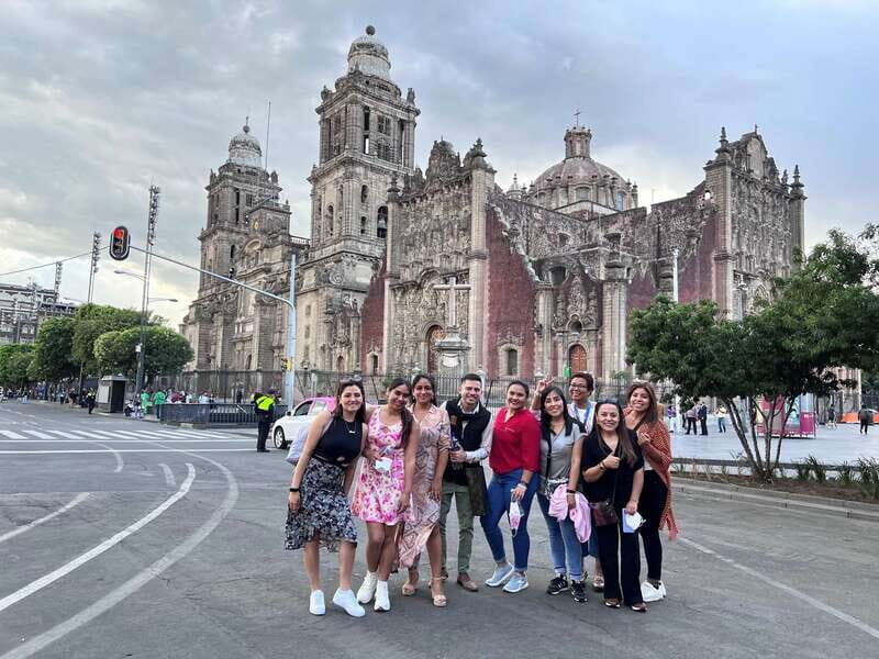 Mexico City: City Tour - Transportation and Group Size