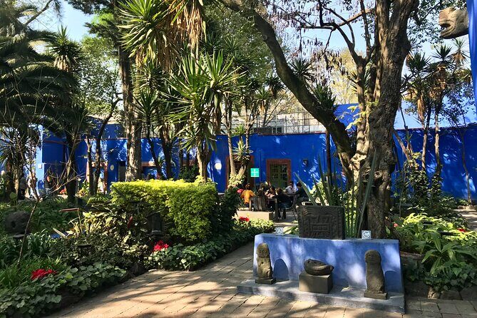 Mexico City: Coyoacan Tacos Tour & Optional Frida Kahlo Museum - Discover Mexico City’s Coyoacan Neighborhood with a Tacos & Art Tour