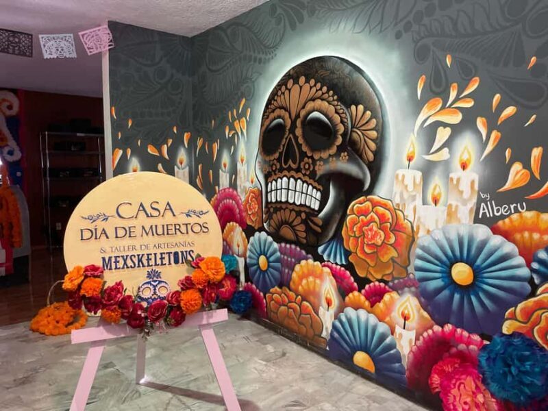 Mexico City: Day of the Dead House and craft workshop - Key Points
