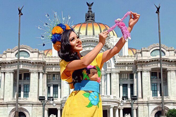 Mexico City Downtown Centro private tour+ Palacio de Bellas Artes - Key Points