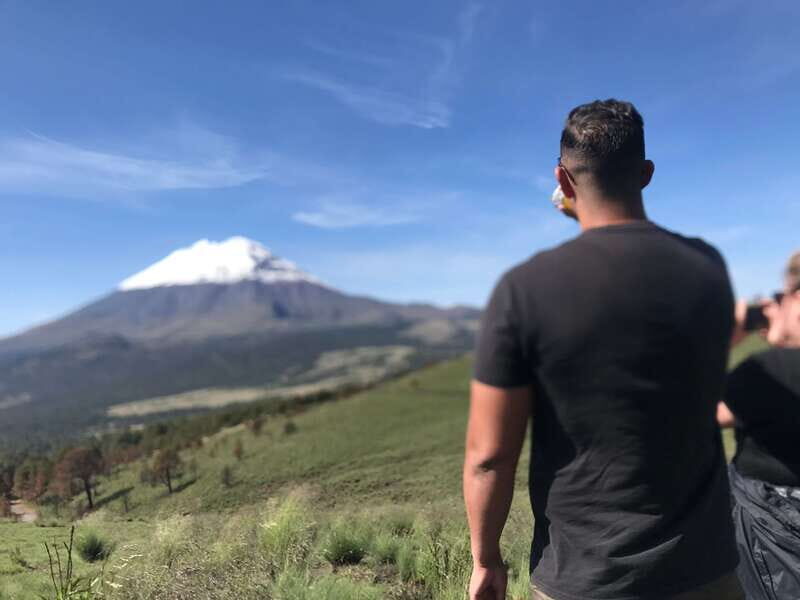Mexico City: Guided Volcano Trek with Lunch - Who Should Consider This Tour