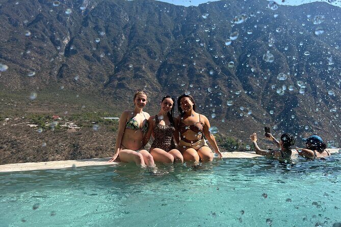 Mexico city Hidden Wonders: Discover Tolantongos Hot Springs - The Journey Begins with Comfort