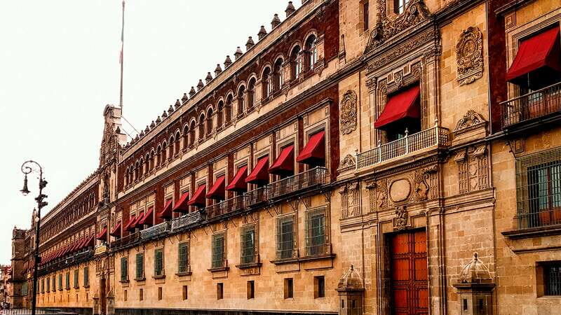 Mexico City: Historic Downtown Walking Tour - Detailed Breakdown of the Stops
