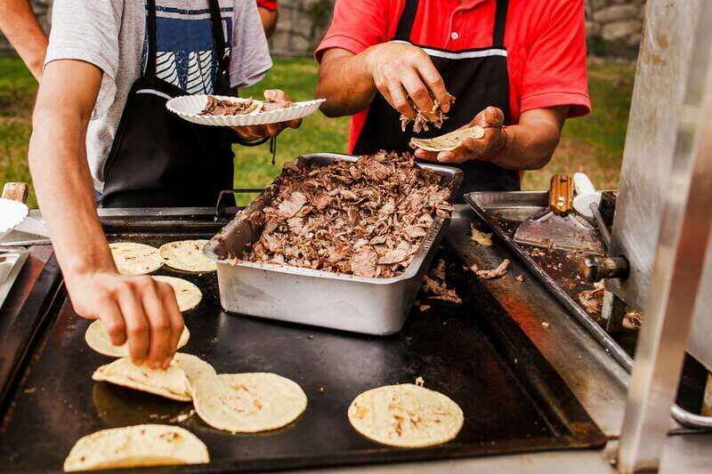 Mexico City: Old Town Food Tour of 7 Tastings & Secret Dish - Exploring Mexico City’s Culinary Heart: What the Tour Offers