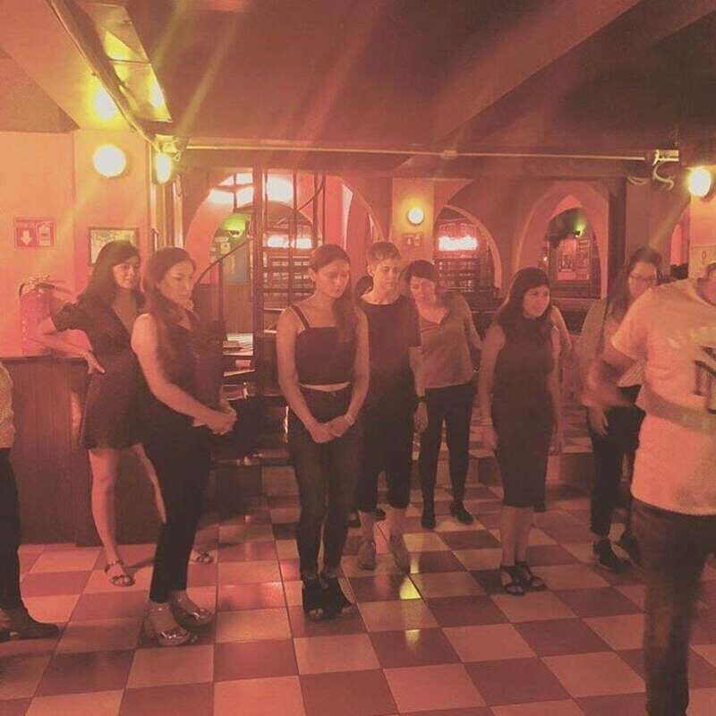 Mexico City: Salsa Dancing Experience - Sipping Mojitos and Socializing