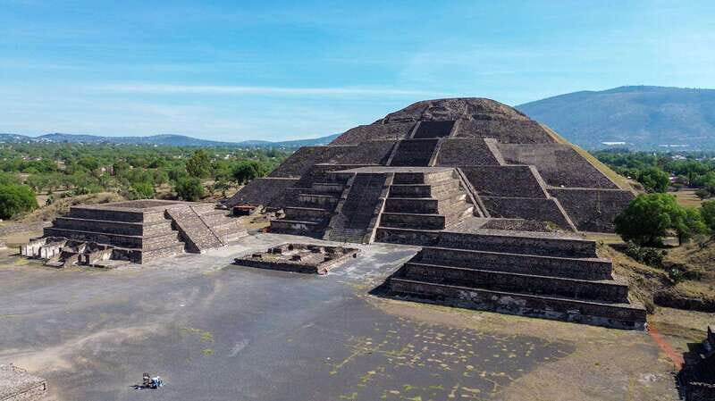 Mexico City: Teotihuacan Pyramids & Basilica of Guadalupe - An Overview of the Experience