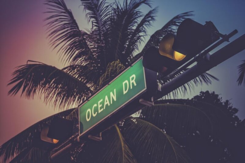 Miami Beach Bar Tour: Art Deco & Neon Lights with Historian - Who Will Get the Most Out of This Tour?