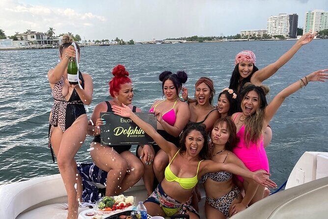 Miami Beach Luxury Yacht Adventure: Explore Stunning Coastline - The Value Proposition