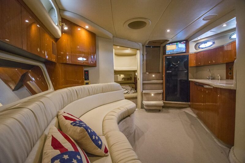 Miami Beach: Private Yacht Rental with Captain and Champagne - FAQ
