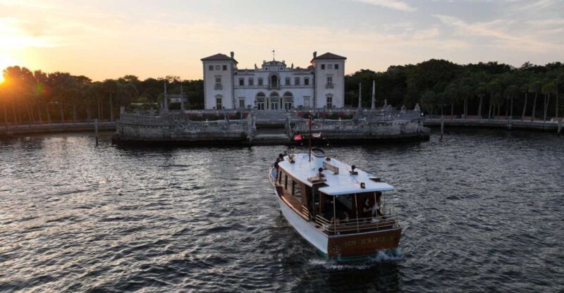 Miami Beach: Vizcaya Sunset Cruise Includes Food and Drink - Experiencing Miami from the Water: A Detailed Look