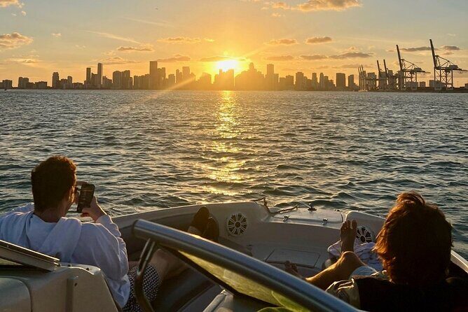 Miami Boat-Private boat Ride Tours with Experienced Captain - FAQ