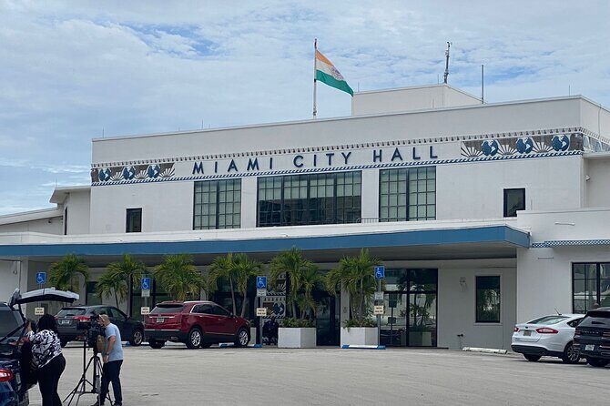 Miami Cocaine Capital in the 80's- History tour- - The Sum Up