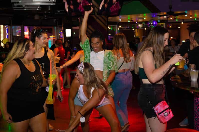 Miami: Guided Bar Crawl with Drinks Discounts and Club Entry - Authenticity and Participant Feedback