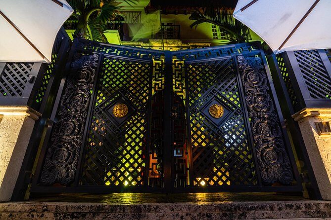 Miami Haunted South Beach Walking Ghost Tour - What You Can Expect from the Tour Experience