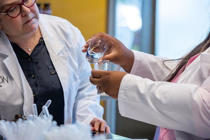 Miami Perfume Making Experience: Express Edition 30 Minutes - Who Should Consider This Experience?