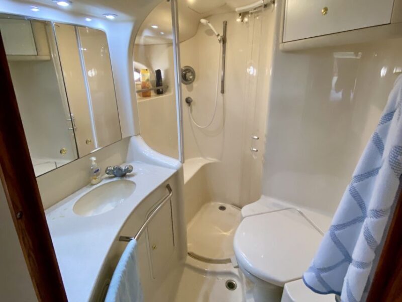 Miami: Private 52ft Luxury Yacht Rental with Captain - A Closer Look at the Yacht Experience in Miami