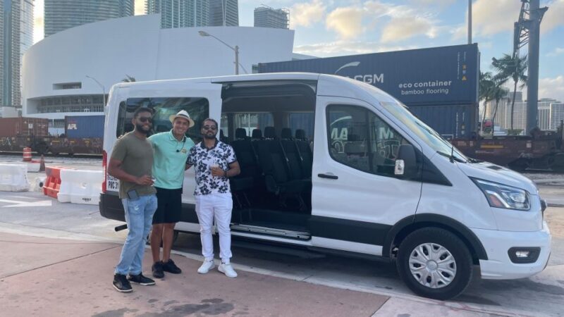 Miami: Private Iconic neighborhoods sightseeing tour - The Sum Up
