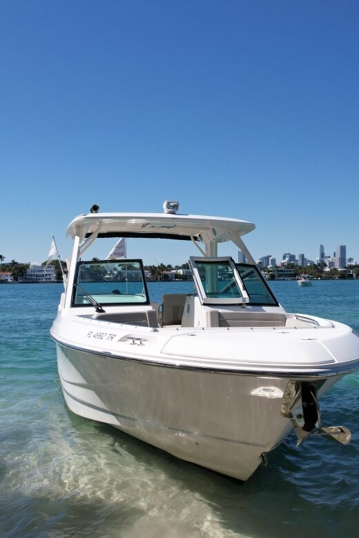 Miami: Private Star island, Miami Skyline & Miami River Tour - FAQ