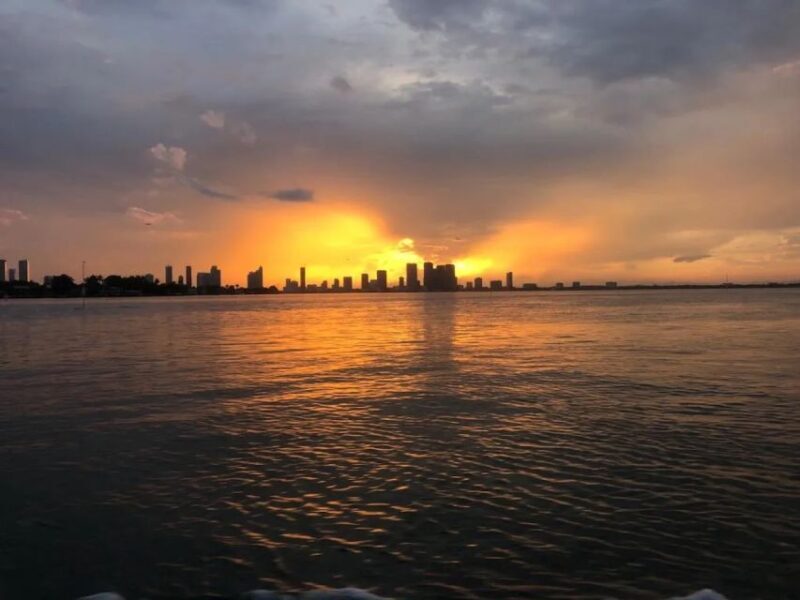 Miami: Private Sunset Boat Tour with Bottle of Champagne - What to Expect from the Miami Sunset Boat Tour