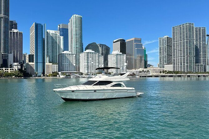 Miami Private Yacht cruise, enjoy the Biscayne bay luxury tours - Miami Private Yacht Cruise: An Insider’s Look at Biscayne Bay Luxury Tours