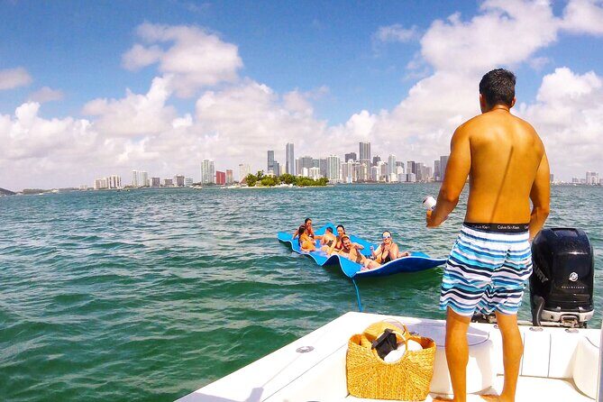 Miami Private Yacht Rental with Captain - Exploring Miami from Biscayne Bay: The Itinerary