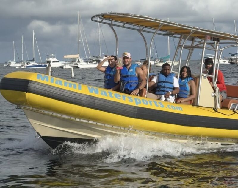 Miami: Relaxing Sightseeing Boat Ride - A Closer Look: The Itinerary and Activities