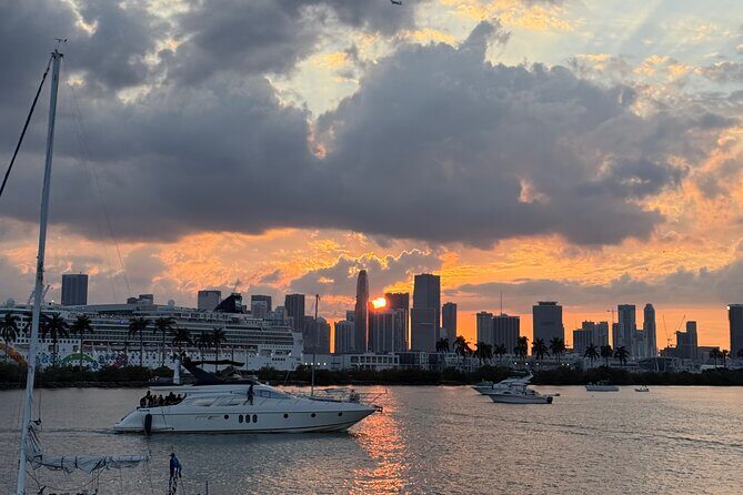 Miami: Rent a Private Yacht 4 Hours with Captain and Crew - An In-Depth Look at the Miami Private Yacht Experience