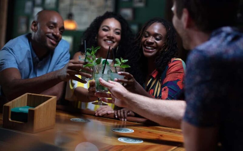 Miami: Salsa Night and Mojitos at Mango's Tropical Cafe - An Evening of Dance, Drinks, and Latin Flair