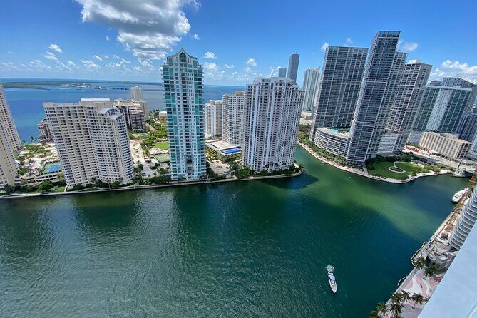 Miami: Skyline Sunset Cruise Biscayne Bay - Detailed Breakdown of the Tour