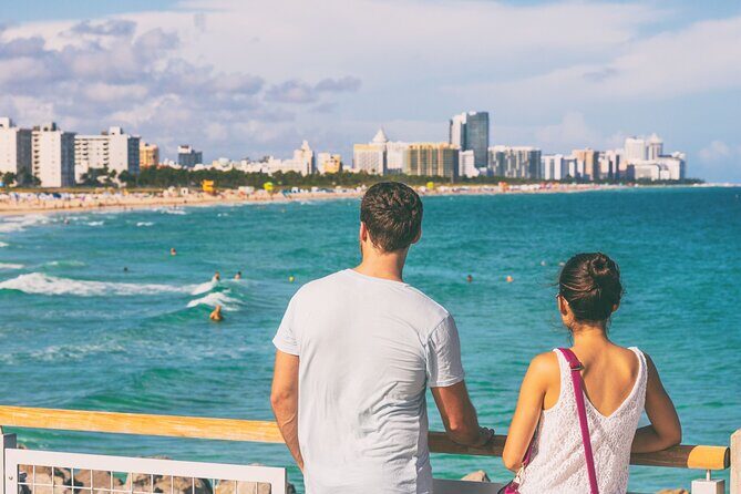 Miami Small-Group Tour with Boat Cruise + Little Havana +Wynwood - What It Feels Like